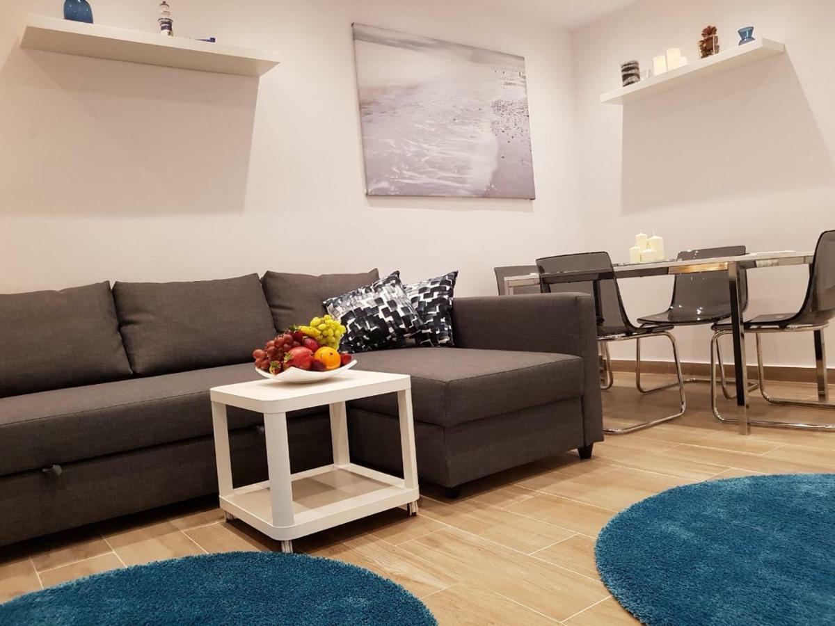 Boliches Apartment Fuengirola Dış mekan fotoğraf